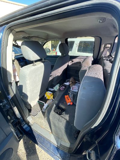 2005 Dodge Dakota Location - Large Trucks & Vans - Row 32 - Stock # H51258