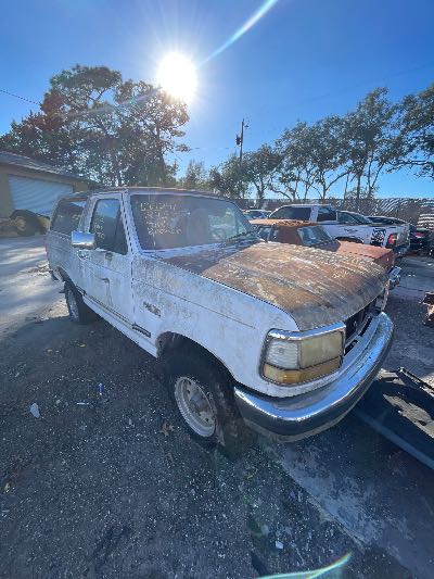 1992 Ford Bronco Location - Large Trucks & Vans - Row 33 - Stock # H51241