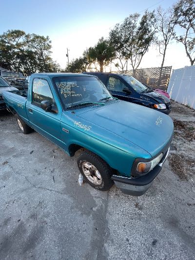 1996 Mazda B-Series Location - Ford - Row 27 - Stock # H51255
