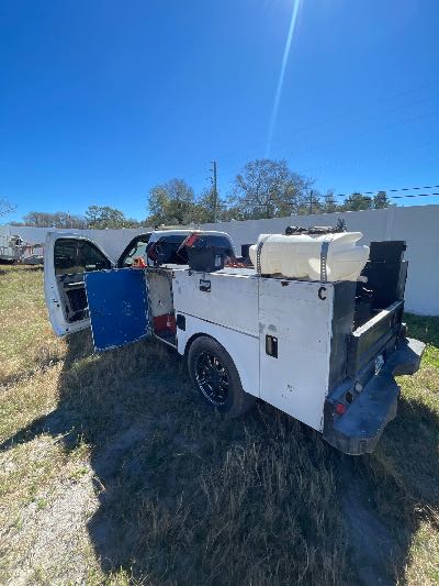 2004 Ford F-250 SD Location - Large Trucks & Vans - Row 20 - Stock # H51162