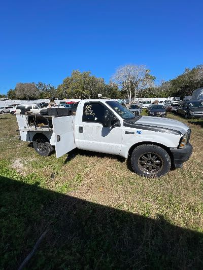 2004 Ford F-250 SD Location - Large Trucks & Vans - Row 20 - Stock # H51162