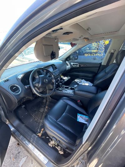 2015 Nissan Pathfinder Location - Imports - Row 12 - Stock # H51274