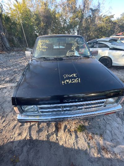1991 Nissan Pickup Location - Imports - Row 42 - Stock # H51261