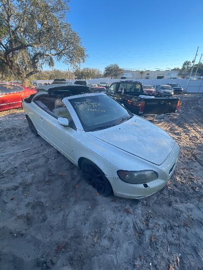 2007 Volvo C70 Location - Imports - Row 13 - Stock # H51262