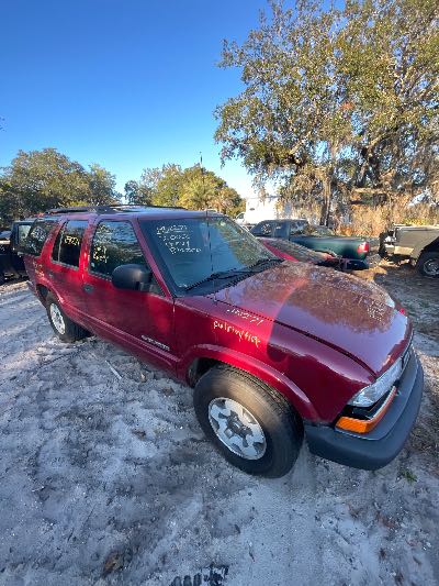 2002 Chevrolet Blazer Location - GM - Row 34 - Stock # H51271