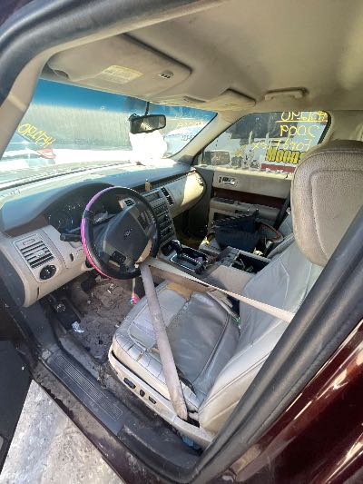 2009 Ford Flex Location - Ford - Row 26 - Stock # H51290