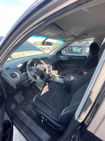 2014 Nissan Pathfinder Location - Imports - Row 43 - Stock # H51315