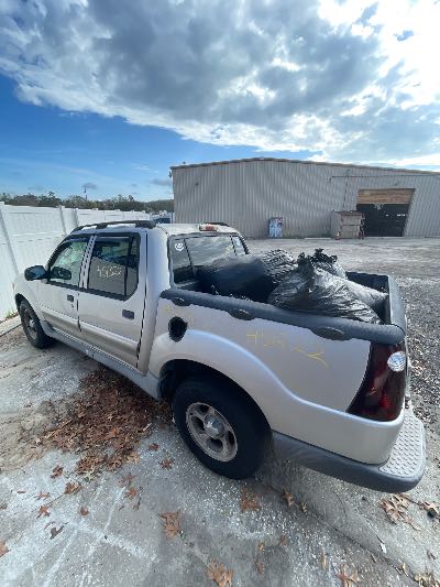 2004 Ford Explorer Sport Trac Location - Ford - Row 27 - Stock # H51322