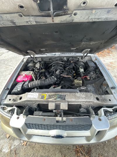 2004 Ford Explorer Sport Trac Location - Ford - Row 27 - Stock # H51322