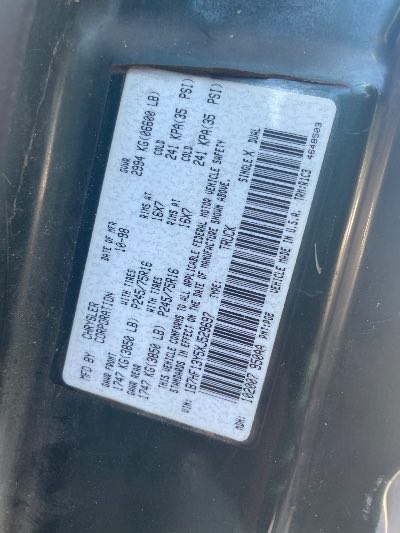 1999 Dodge Ram 1500 Location - Large Trucks & Vans - Row 32 - Stock # H51330