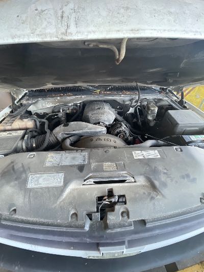 2002 Chevrolet Silverado 2500 Location - Large Trucks & Vans - Row 15 - Stock # H51334