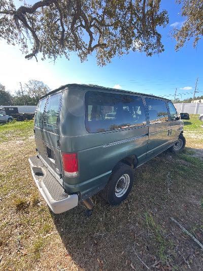 2000 Ford Econoline Wagon Location - Large Trucks & Vans - Row 20 - Stock # H51026