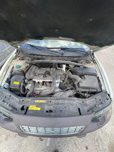 2004 Volvo XC70 Location - Imports - Row 24 - Stock # H51386
