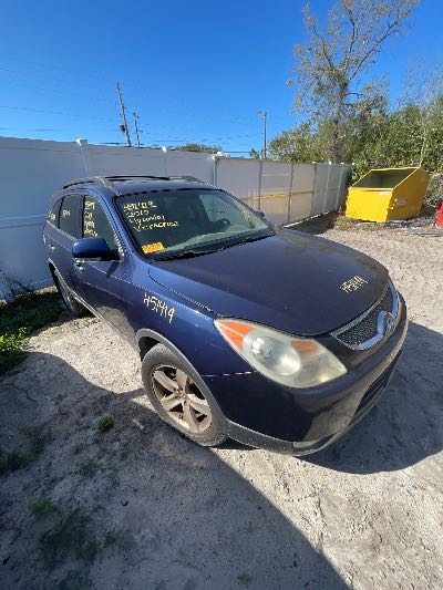2010 Hyundai Veracruz Location - Imports - Row 24 - Stock # H51419