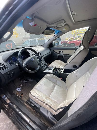 2013 Volvo XC90 Location - Imports - Row 21 - Stock # H51434