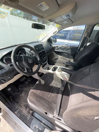 2013 Dodge Grand Caravan Location - Chrysler - Row 39 - Stock # H51373