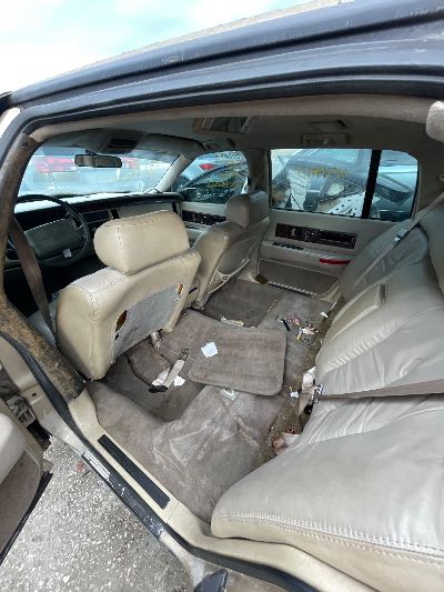 1993 Cadillac Fleetwood Location - GM - Row 36 - Stock # H51443