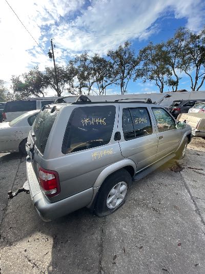 2001 Nissan Pathfinder Location - Imports - Row 22 - Stock # H51446