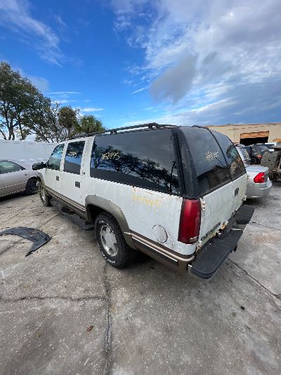 1998 GMC Suburban Location - Large Trucks & Vans - Row 15 - Stock # H51445
