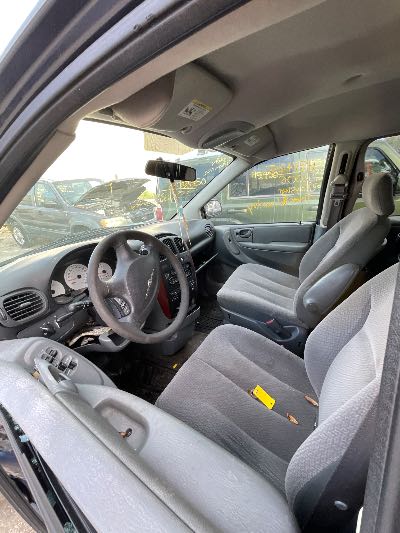 2006 Chrysler Town & Country Location - Chrysler - Row 39 - Stock # H51425