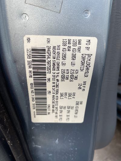 2006 Chrysler Town & Country Location - Chrysler - Row 39 - Stock # H51459