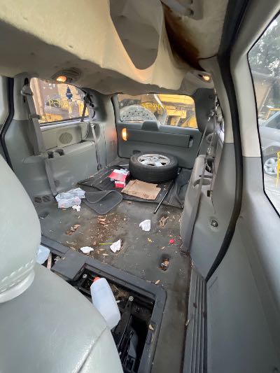 2006 Chrysler Town & Country Location - Chrysler - Row 39 - Stock # H51459