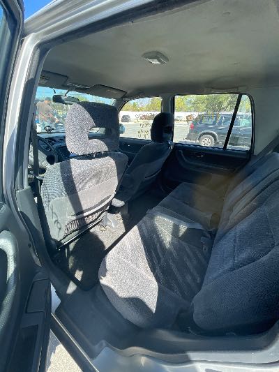 2000 Honda CR-V Location - Imports - Row 21 - Stock # H51479