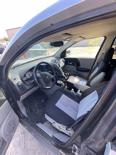 2005 Saturn Vue Location - GM - Row 37 - Stock # H51481