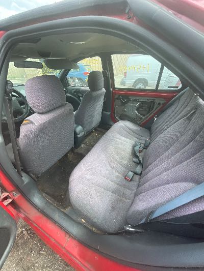 2002 Pontiac Sunfire Location - GM - Row 37 - Stock # H51485