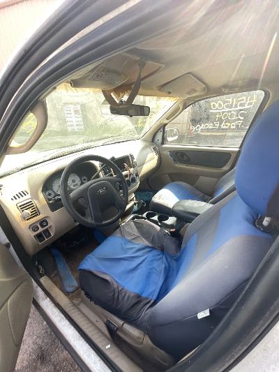 2004 Ford Escape Location - Ford - Row 29 - Stock # H51500