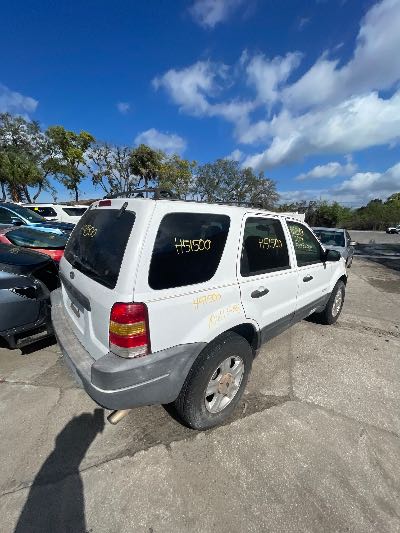 2004 Ford Escape Location - Ford - Row 29 - Stock # H51500