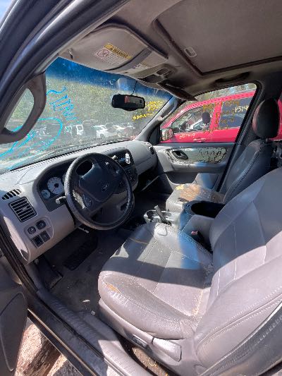 2002 Ford Escape Location - Ford - Row 29 - Stock # H51469