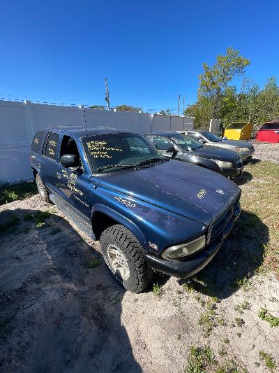 2000 Dodge Durango Location - Chrysler - Row 40 - Stock # H51530