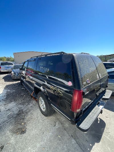 1999 GMC Suburban Location - Large Trucks & Vans - Row 16 - Stock # H51533