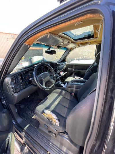 2004 Chevrolet Avalanche Location - Large Trucks & Vans - Row 15 - Stock # H51522