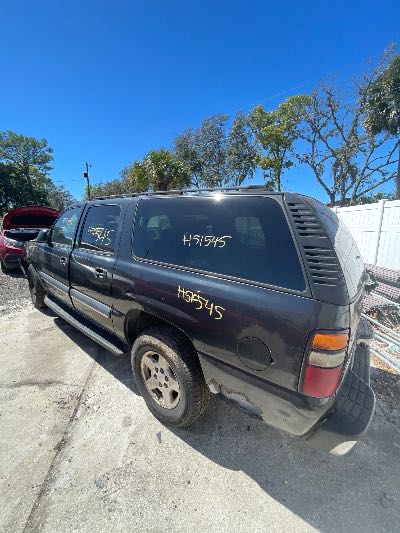 2004 Chevrolet Suburban Location - Large Trucks & Vans - Row 14 - Stock # H51545