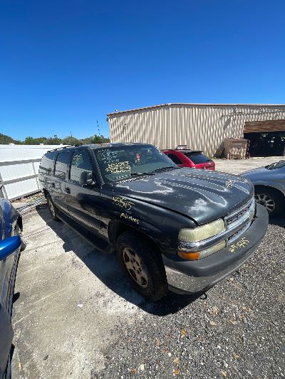 2004 Chevrolet Suburban Location - Large Trucks & Vans - Row 14 - Stock # H51545