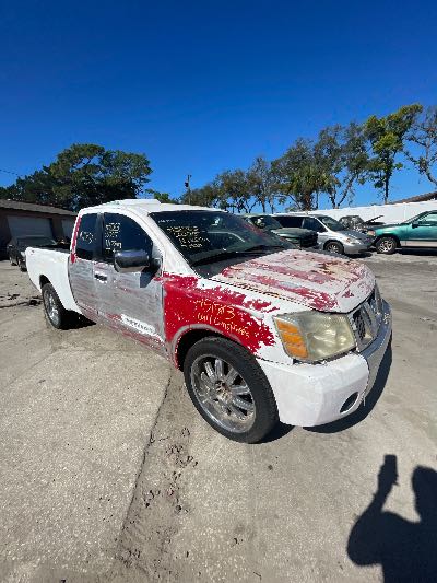2005 Nissan Titan Location - Large Trucks & Vans - Row 17 - Stock # H51563