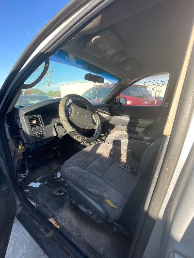 2003 Dodge Durango Location - Chrysler - Row 40 - Stock # H51553