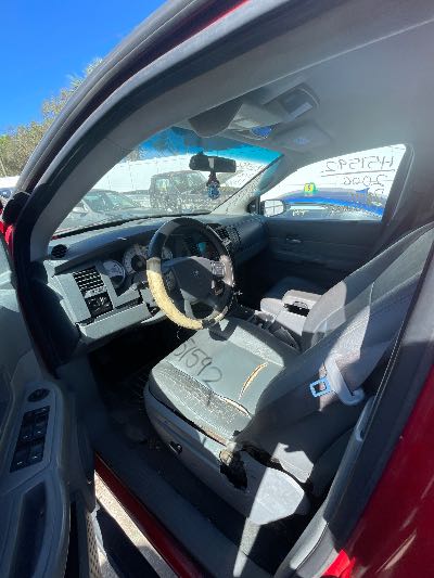 2006 Dodge Durango Location - Chrysler - Row 40 - Stock # H51592