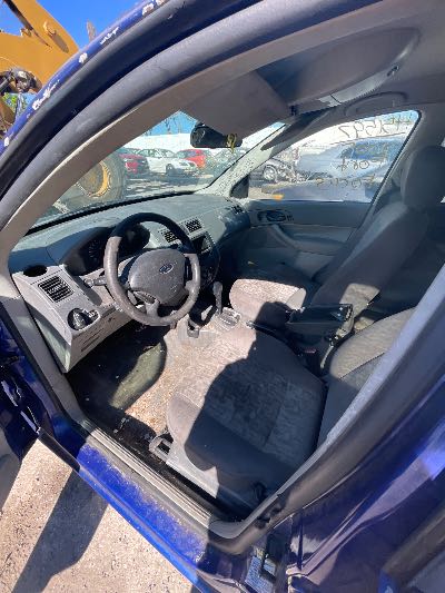 2005 Ford Focus Location - Ford - Row 30 - Stock # H51597