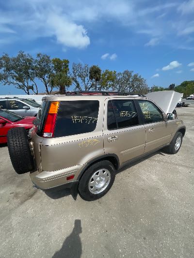 2000 Honda CR-V Location - Imports - Row 23 - Stock # H51577