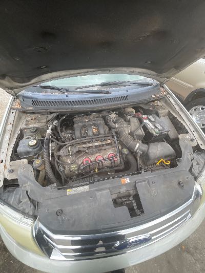 2008 Ford Taurus X Location - Ford - Row 31 - Stock # H51629