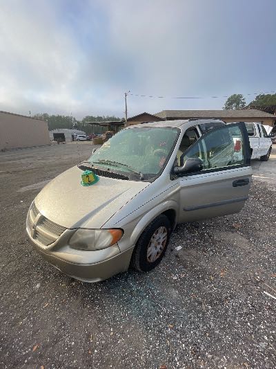 2005 Dodge Grand Caravan Location - Chrysler - Row 41 - Stock # H51626