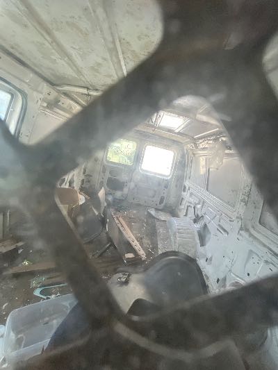 2001 Ford Econoline Location - Large Trucks & Vans - Row 19 - Stock # H51700