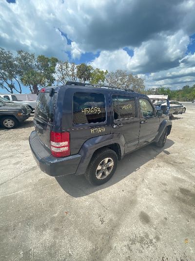 2008 Jeep Liberty Location - Chrysler - Row 42 - Stock # H51653