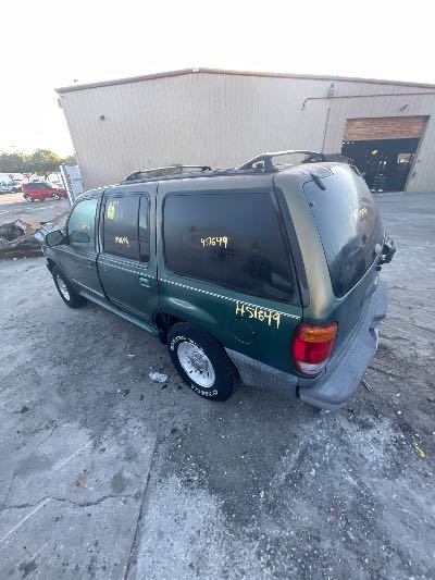 2001 Ford Explorer Location - Ford - Row 32 - Stock # H51649