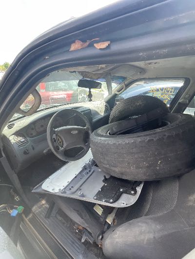 2003 Ford Explorer Sport Trac Location - Ford - Row 32 - Stock # H51739