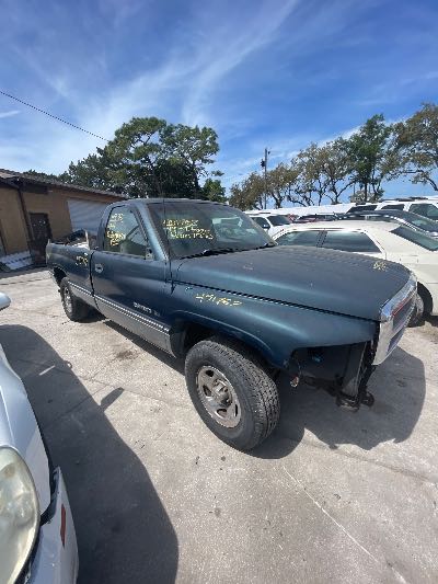 1994 Dodge Ram 1500 Location - Large Trucks & Vans - Row 21 - Stock # H51767