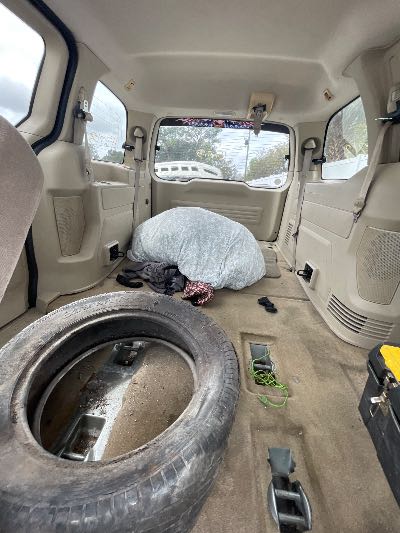 2005 Ford Freestar Location - Ford - Row 32 - Stock # H51713